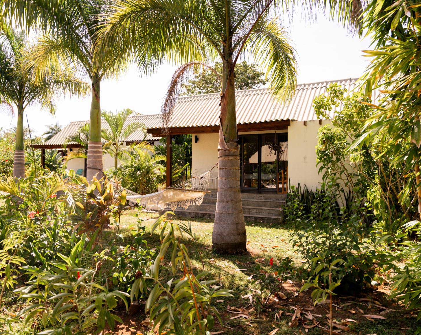 Locations 9 Beachfront Hideaway Garden casita
