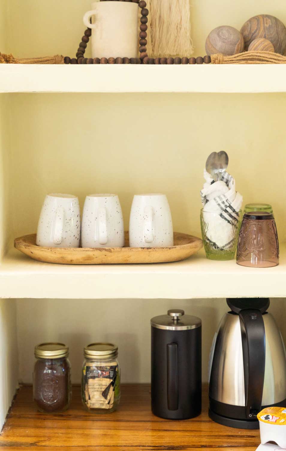 Beachfront Hideaway 10 Beachfront Hideaway coffee and tea station in every room