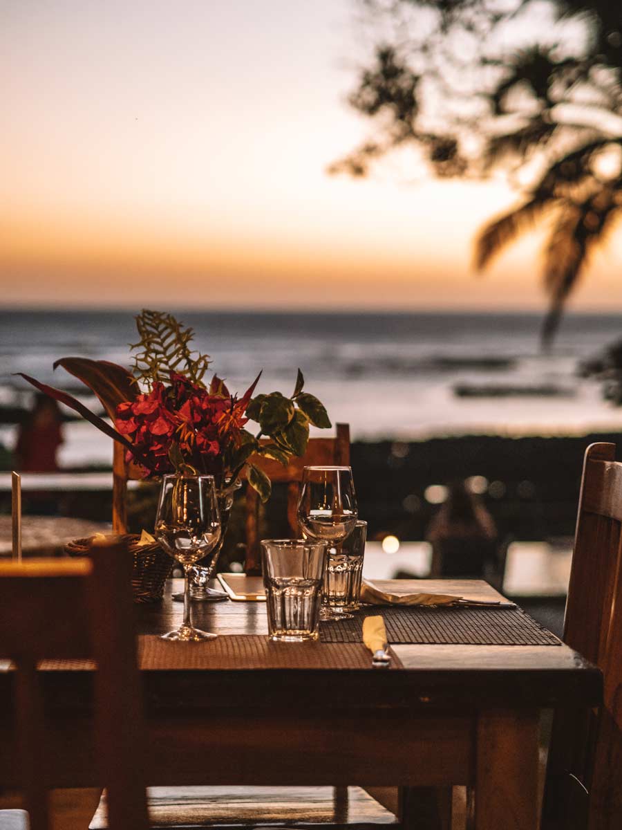 Classical Oceanfront 4 classical oceanfront table