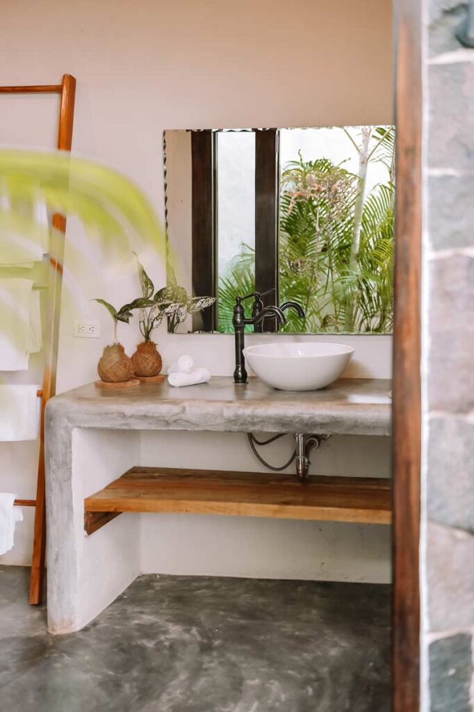 Tropical Villas 13 tropical villas bathroom 2