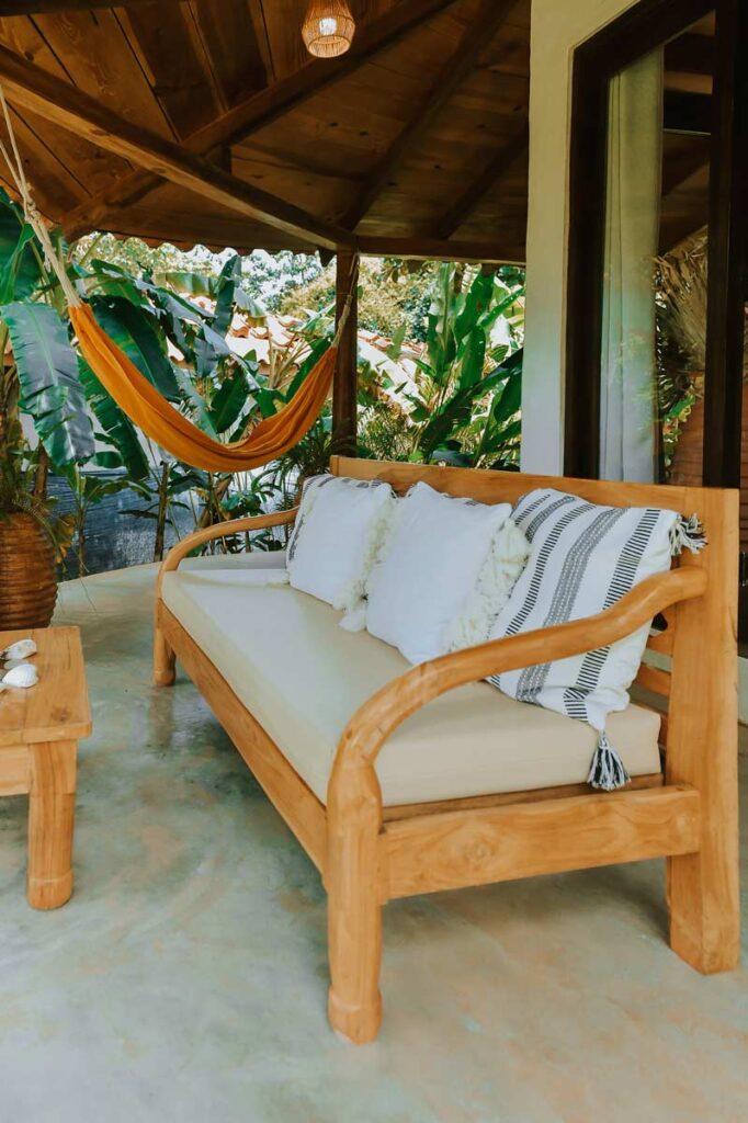 Tropical Villas 15 tropical villas couch