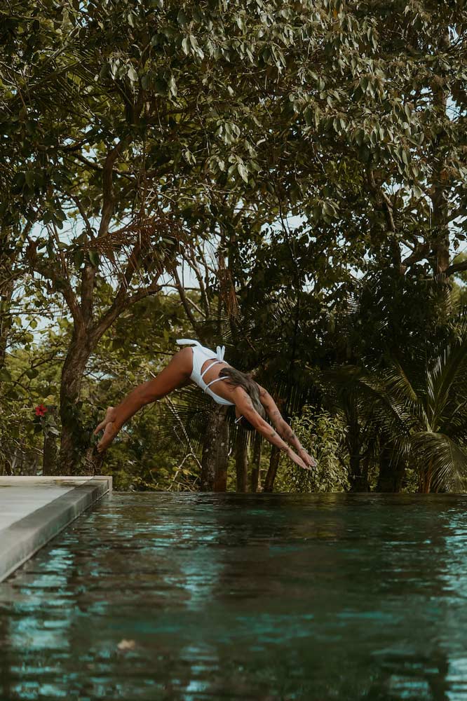 Locations 5 tropical villas pool