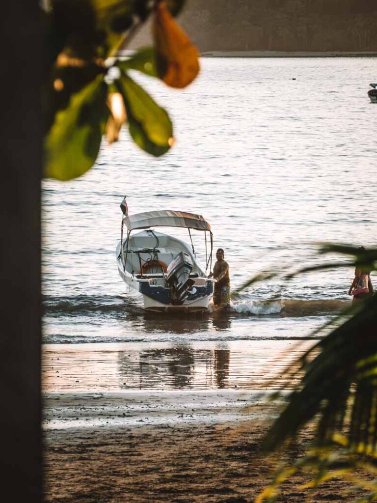 surf and yoga retreat santa catalina panama2