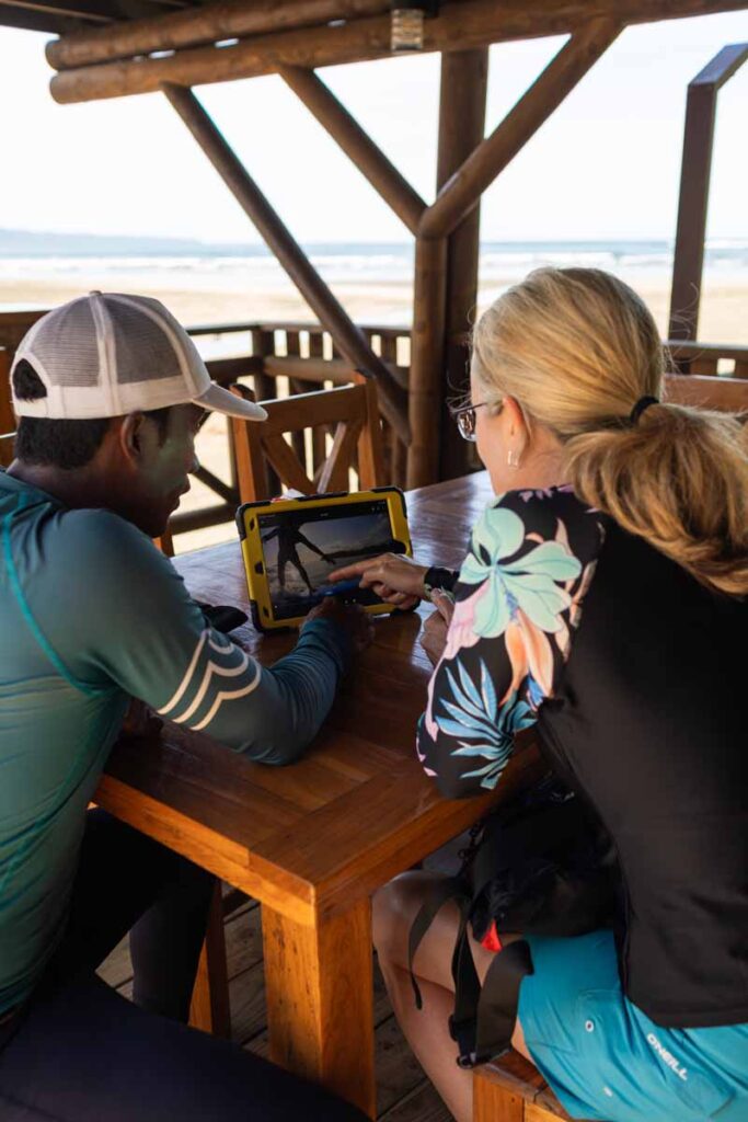 Home 8 surf camp panama waluaa17