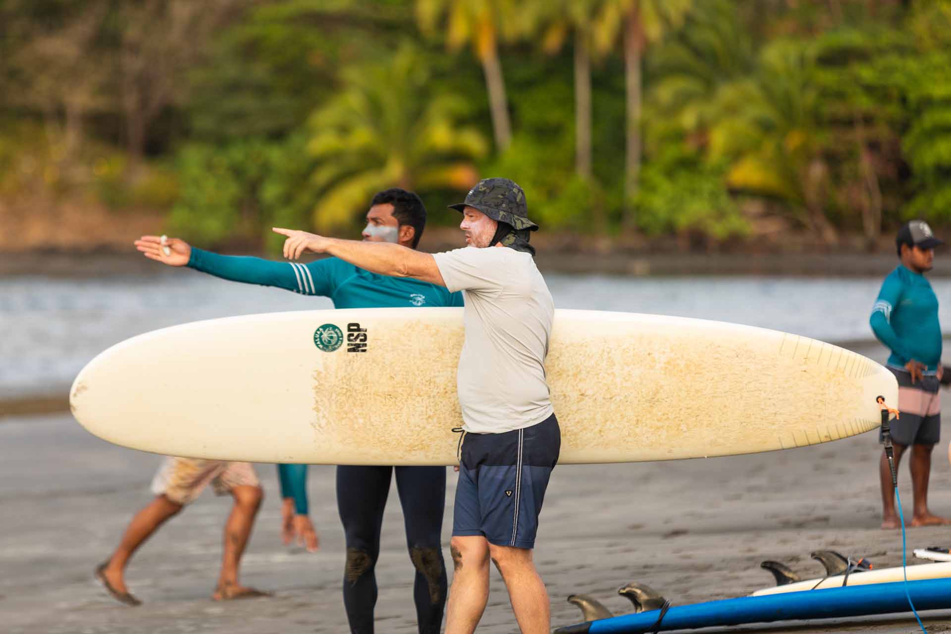 surf retreat panama 3