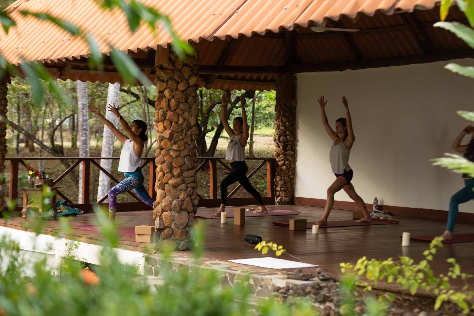 Surf + Yoga 6 surf & yoga retreat waluaa