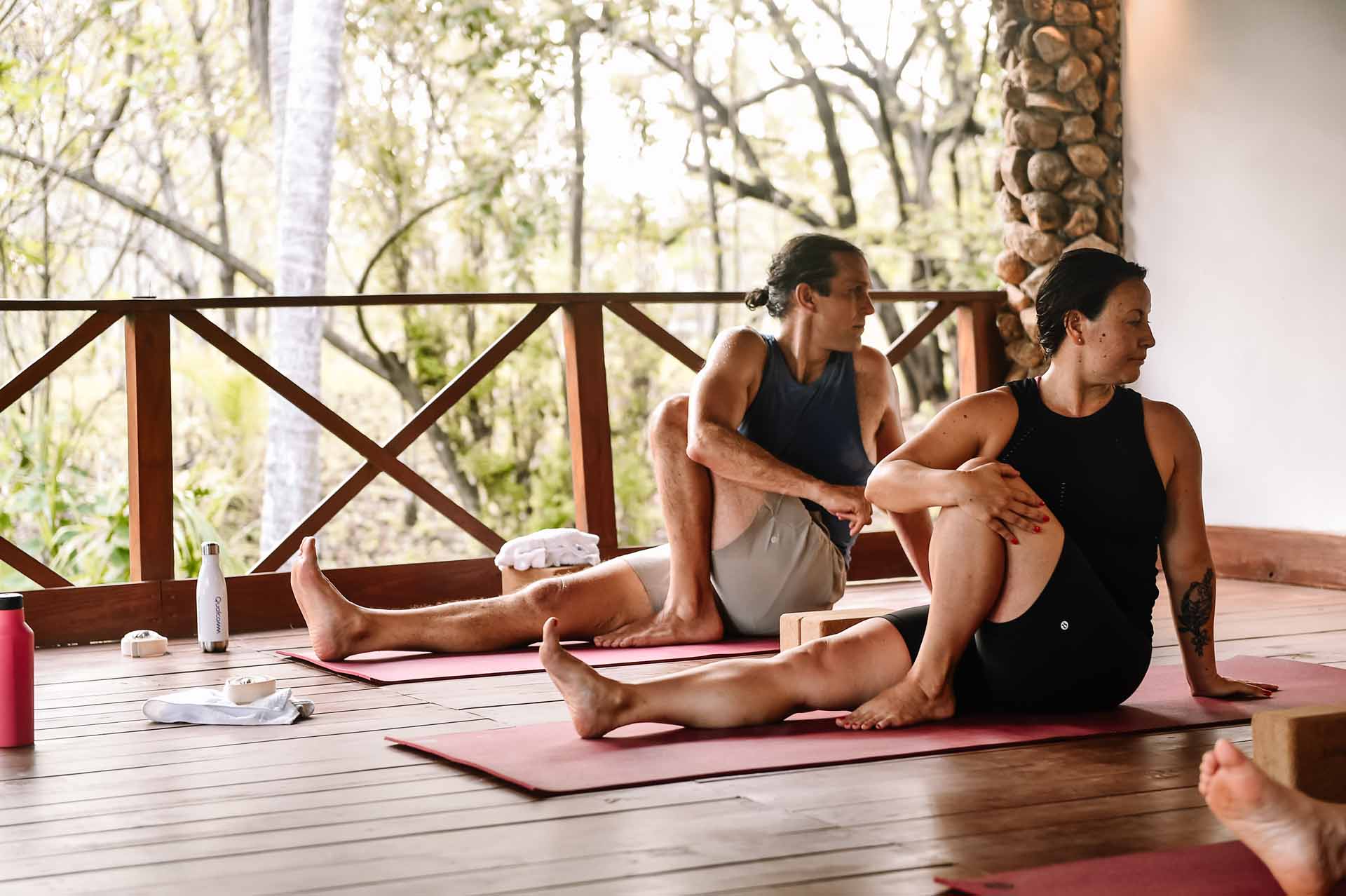Yoga 2 yoga retreat panama waluaa