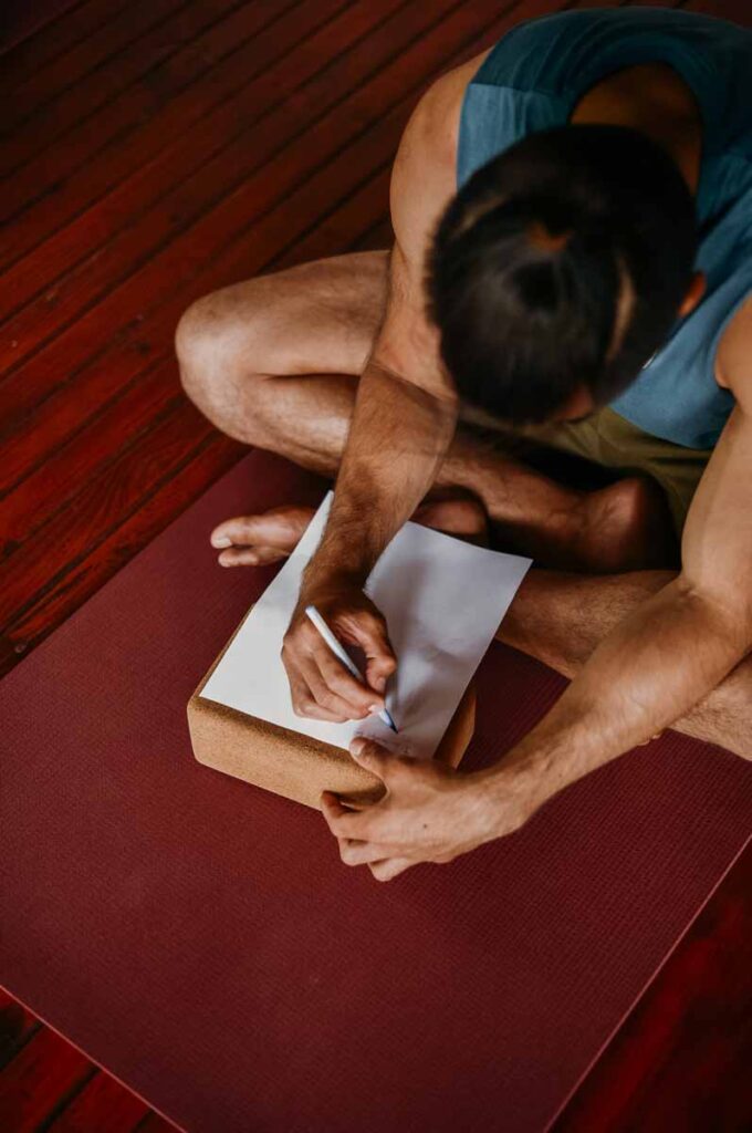 Yoga 5 yoga retreat panama waluaa 12