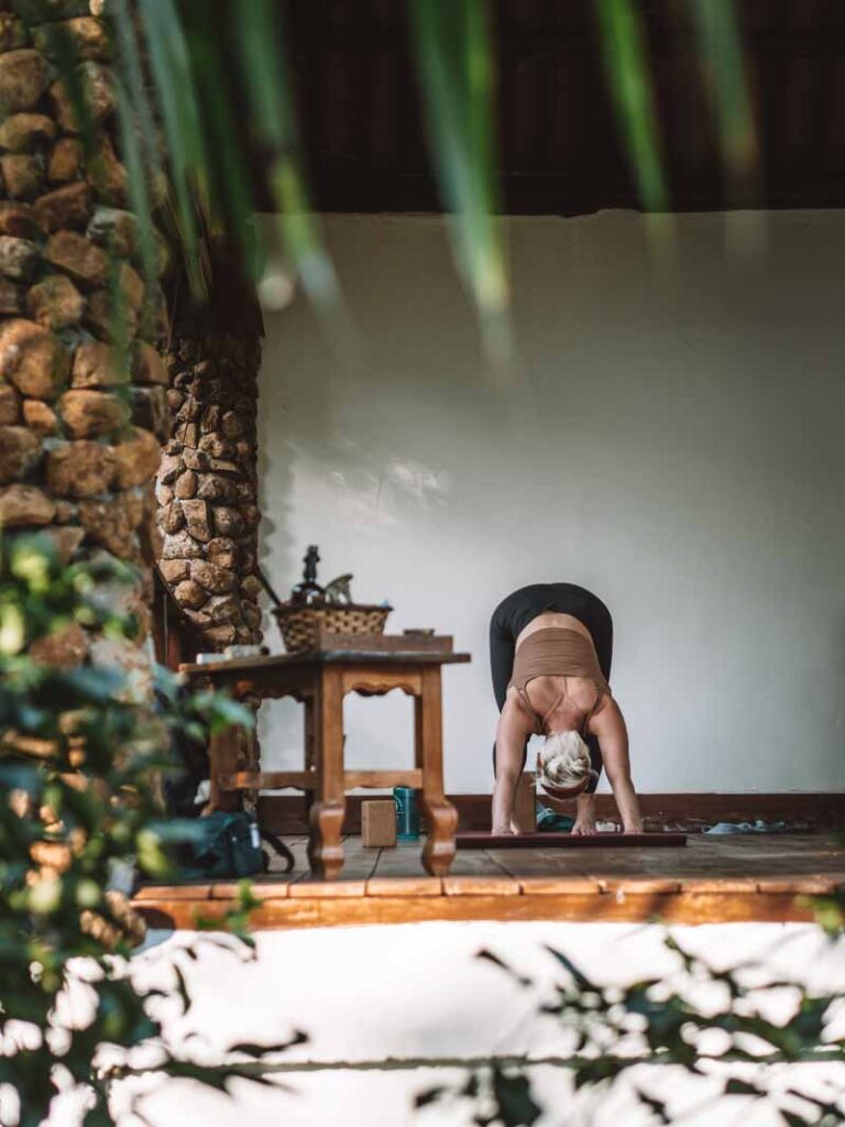 Yoga 9 yoga retreat panama waluaa 15