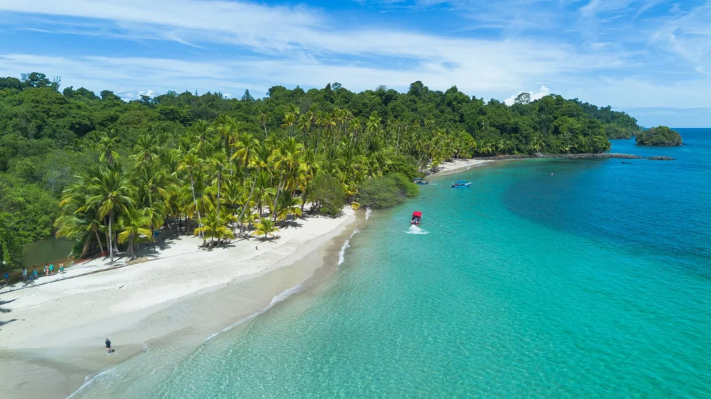 Why More Travelers Are Choosing the Green Season in Panama 4 image 2