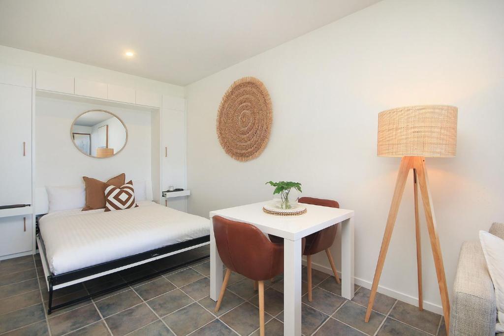 Australia Retreat 116 568968262