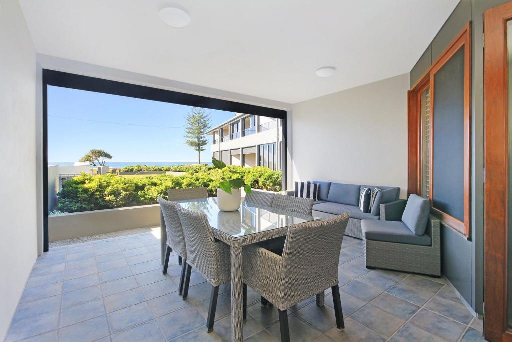 Australia Retreat 115 568968279